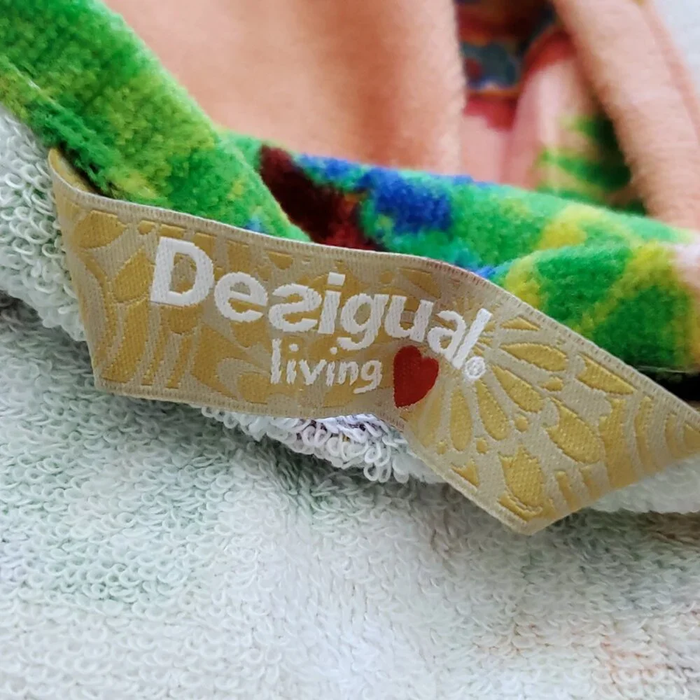 Desigual Floral Medallion Vibrant Colorful Beach Bath Towel - New